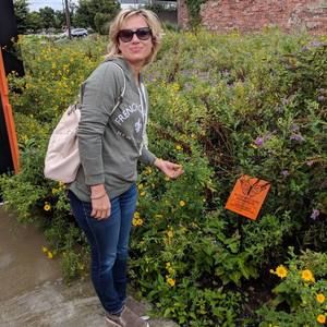 Meet your Posher, Leslie